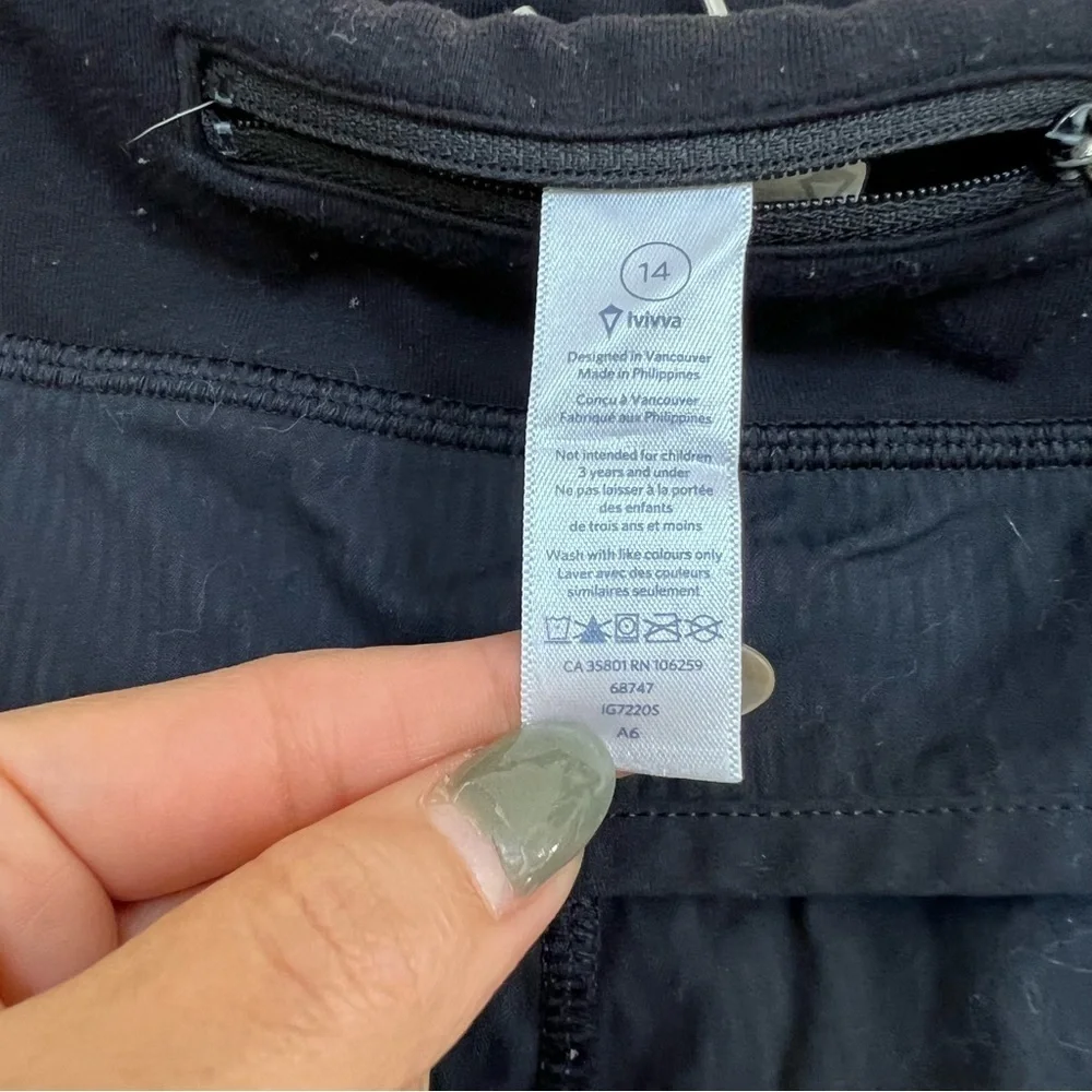 Lululemon Ivivva - Girl’s Black Speed Shorts Size 14
